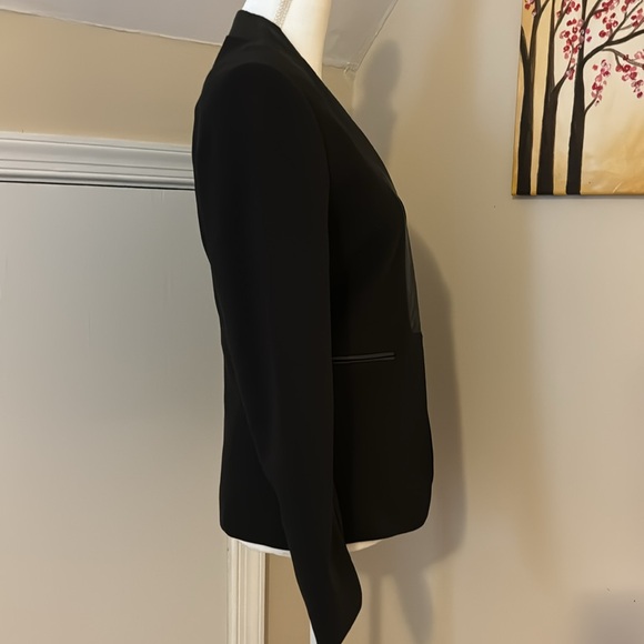 H&M Faux Leather Trim Fitted Blazer | Size 8 - Picture 3 of 7